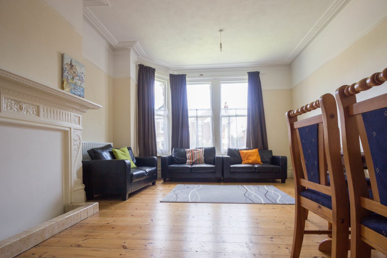 Shaftesbury Avenue, SO17 1SE