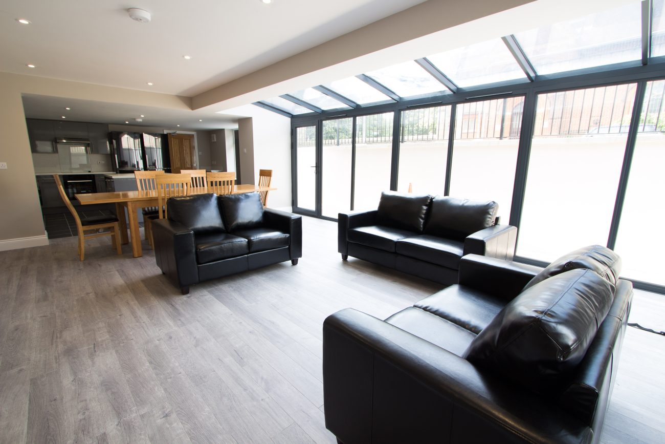 The Avenue, SO17 1XQ