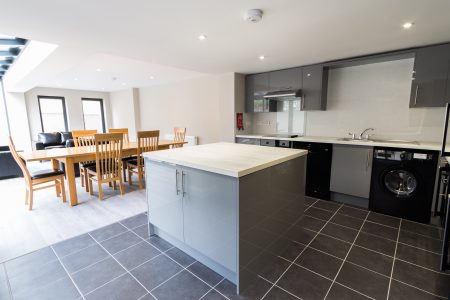 The Avenue, SO17 1XQ