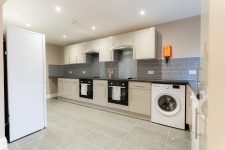 Alma Road, SO14 6UW