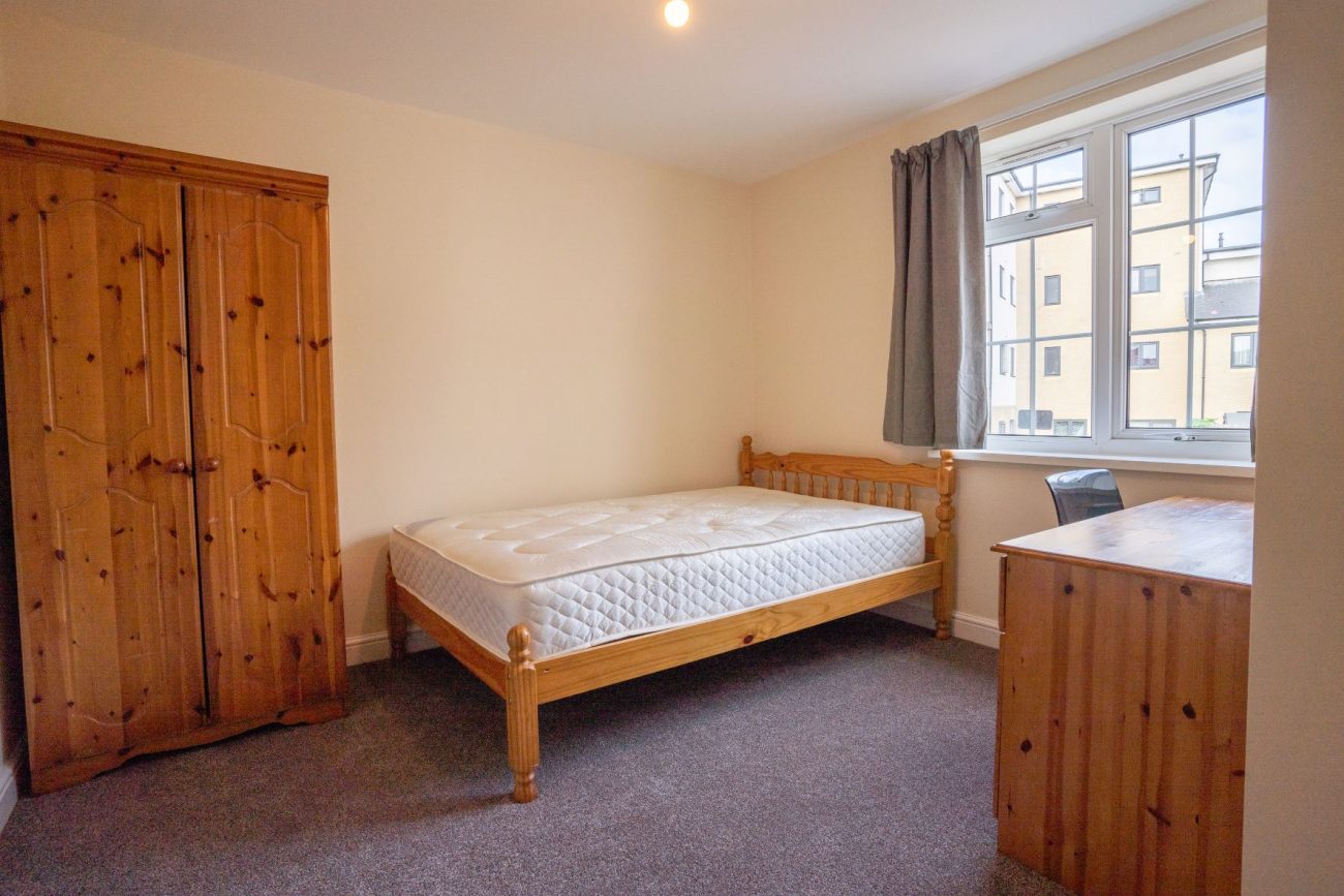 Portswood Road, SO17 2FU