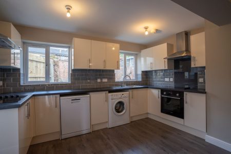 Portswood Road, SO17 2FU